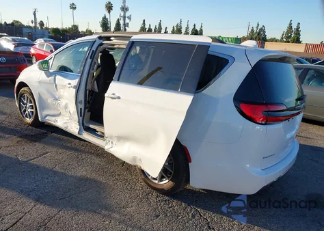 2021 Chrysler Pacifica Touring from USA, damaged, VIN 2C4RC1FGXMR550259